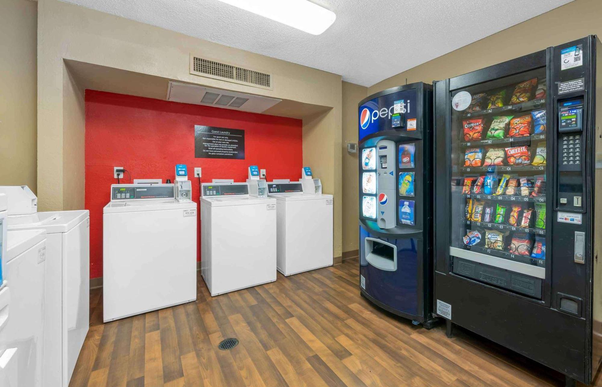 Extended Stay America Select Suites - Jacksonville - Baymeadows Kültér fotó