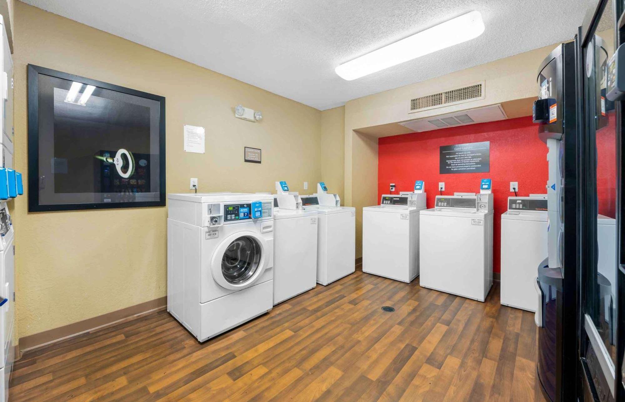 Extended Stay America Select Suites - Jacksonville - Baymeadows Kültér fotó